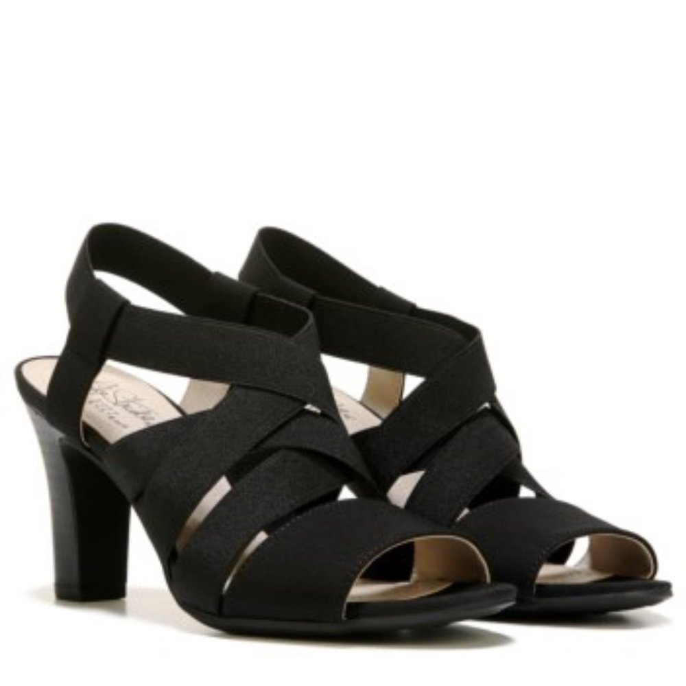 NEW LIFESTRIDE CHARLOTTE 6.5 MEDIUM BLACK SANDALS